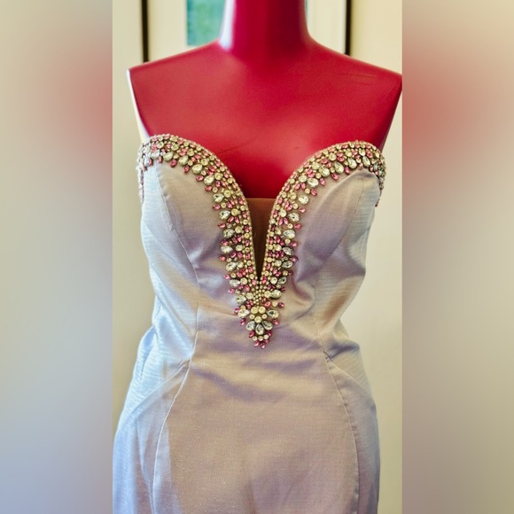 MAC DUGGAL - Picture 7 of 13